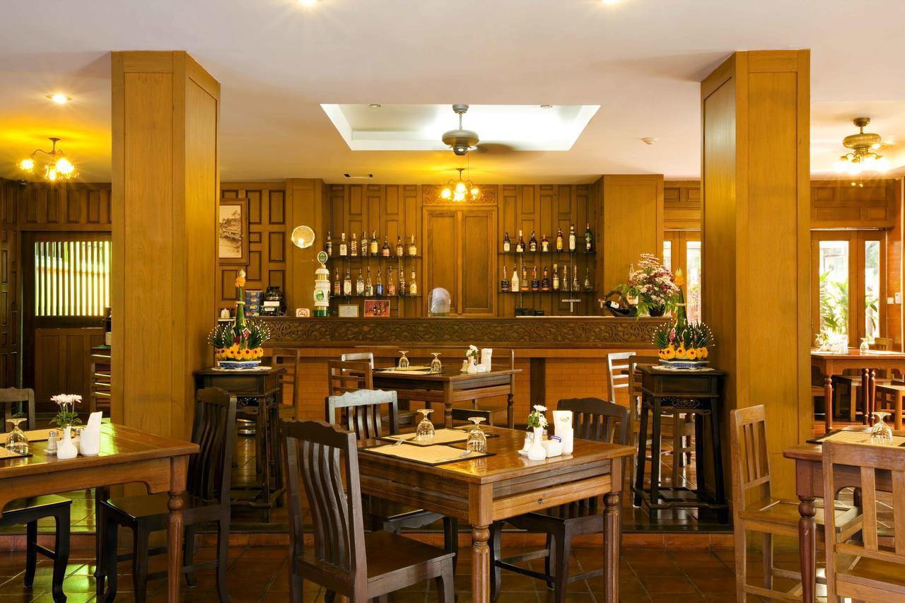 Lamphu Tree House Boutique Hotel Банкок Екстериор снимка
