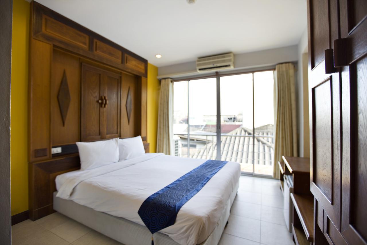 Lamphu Tree House Boutique Hotel Банкок Екстериор снимка
